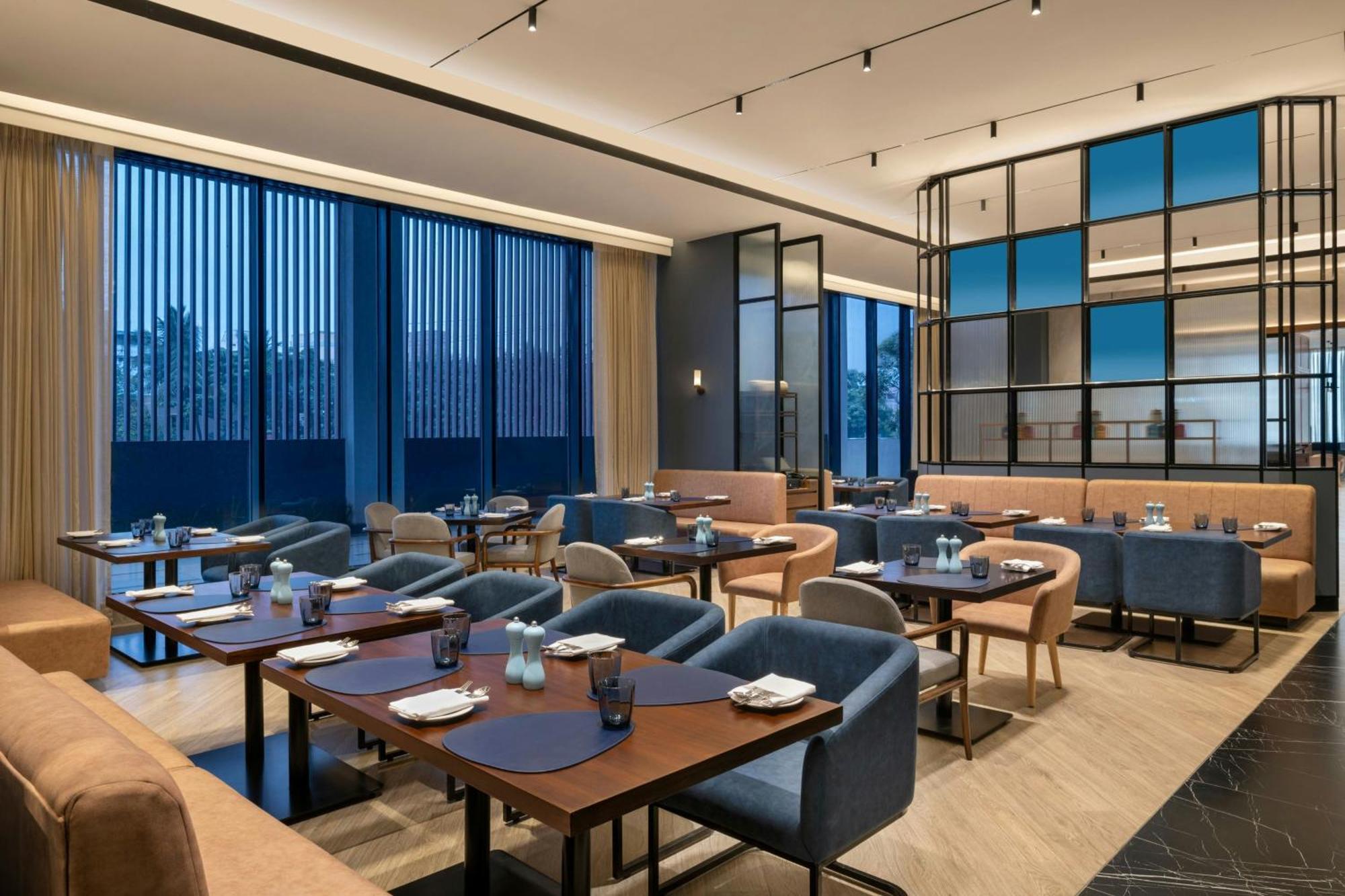 Four Points By Sheraton Chennai, Velachery Екстер'єр фото