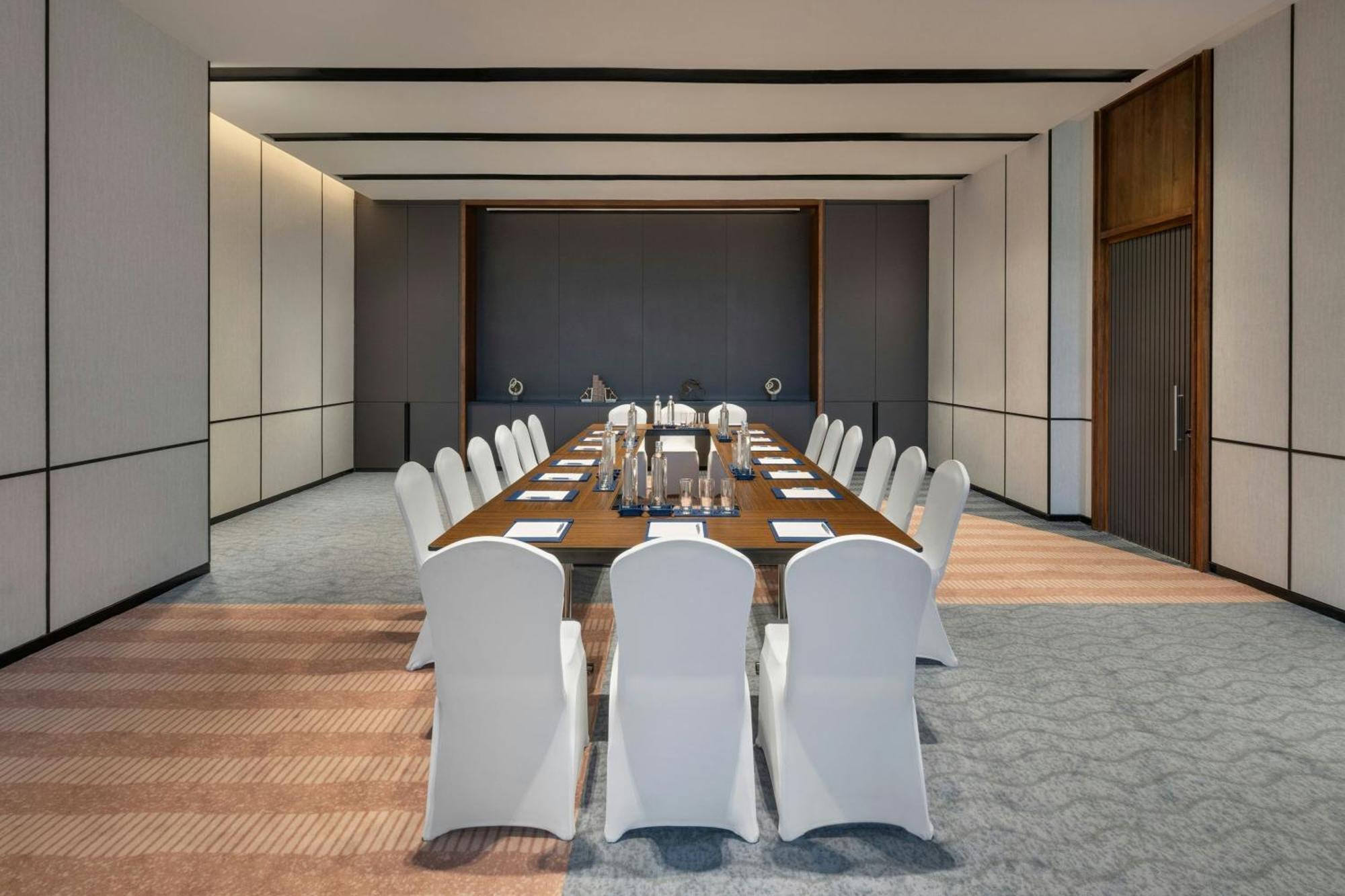 Four Points By Sheraton Chennai, Velachery Екстер'єр фото